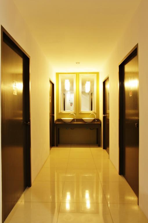בנגקוק Link Corner Hostel מראה חיצוני תמונה